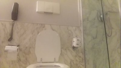 Vannā ar rudmatainu.