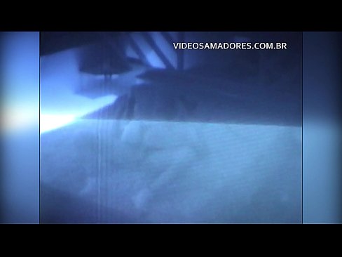 ❤️ Vīrs filmē, kā sieva drāž kaimiņu, un uzzina, ka viņš ir rokgājējs Kaltais porno pie mums ﹏